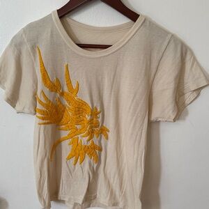 The Great China wall Cream T-Shirt with Yellow Embroidery